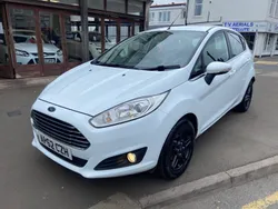 White Used 2013 Ford Fiesta Zetec Hatchback | £3,995 (Fair price)