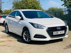 White Used 2017 Hyundai i40 SE Sedan | £3,990 (Good price)