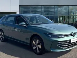Mariposit green Used 2025 VW Passat Life Estate | £32,447