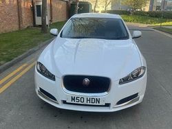 White Used 2013 Jaguar XF Luxury | £4,595 (Fair price)