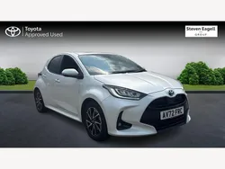 White Used 2022 Toyota Yaris Hybrid Design Hatchback | £16,476 (Fair price)