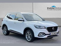 White Used 2022 MG HS Excite SUV | £12,500 (Fair price)