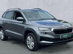 Metallic graphite grey Used 2025 Skoda Karoq SE SUV | £27,880 (Expensive)