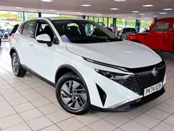 White Used 2024 Nissan Qashqai Acenta Premium SUV | £25,489 (A bit pricey)