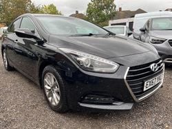 Black Used 2017 Hyundai i40 SE Sedan | £4,995 (Good price)