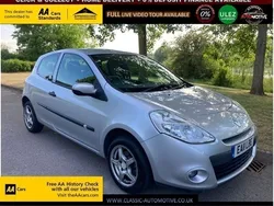 Silver Used 2011 Renault Clio II Hatchback | £1,995 (Fair price)