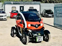 Orange Used 2023 Renault Twizy Dynamique Hatchback | £7,450