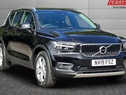 Used 2019 Volvo XC40 Momentum SUV | £17,800 (Fair price)