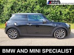 Black Used 2015 Mini Cooper S Hatch Hatchback | £9,950 (Fair price)