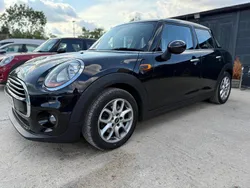 Black Used 2016 Mini Cooper Hatch Hatchback | £8,650 (Fair price)