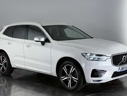 White Used 2018 Volvo XC60 R-Design SUV | £20,250 (Fair price)