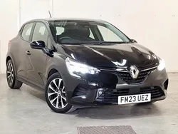 Black Used 2023 Renault Clio V Evolution Hatchback | £16,698 (Fair price)