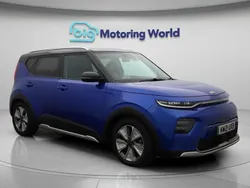 Blue Used 2021 Kia Soul EV 2 SUV | £14,300 (Fair price)