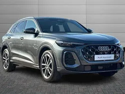 Daytona grey Used 2025 Audi Q5 Advanced SUV | £53,999 (Expensive)