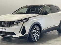 White Used 2022 Peugeot 3008 Premium SUV | £17,999 (Fair price)