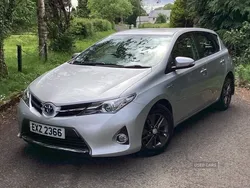 Silver Used 2013 Toyota Auris Hybrid Hatchback | £8,995 (Fair price)