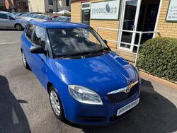 Blue Used 2009 Skoda Fabia Hatchback | £3,695 (Expensive)