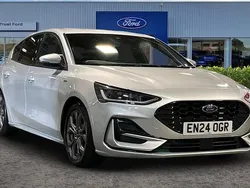 Used 2025 Ford Focus ST-Line Hatchback | £16,454 (Good price)