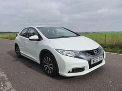 White Used 2013 Honda Civic EX Hatchback | £6,995 (Fair price)