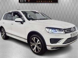 Used 2017 VW Touareg R-line SUV | £13,995 (Fair price)