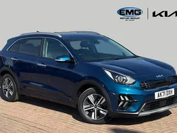 Ocean blue Used 2021 Kia Niro 2 SUV | £16,495 (Fair price)