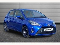 Blue Used 2018 Toyota Yaris Hatchback | £9,995 (Fair price)