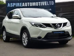 White Used 2015 Nissan Qashqai Acenta SUV | £8,350 (Good price)