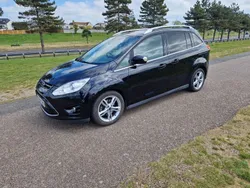 Black Used 2015 Ford Grand C-Max Titanium X MPV | £5,995 (Good price)