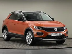 Energetic orange metallic Used 2018 VW T-Roc SEL SUV | £14,350 (Fair price)