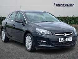 Black Used 2016 Vauxhall Astra Excite Hatchback | £6,499 (Fair price)