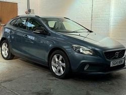Used 2014 Volvo V40 CC Estate | £4,300 (Fair price)