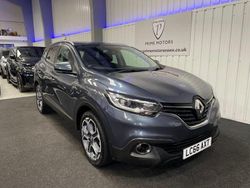 Grey Used 2016 Renault Kadjar Dynamique SUV | £8,489 (Fair price)