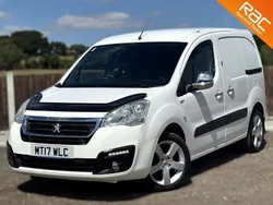 White Used 2017 Peugeot Partner MPV | £6,990 (Fair price)