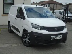 White Used 2019 Peugeot Partner S MPV | £6,995 (Fair price)