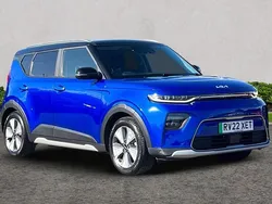 Blue Used 2022 Kia Soul EV SUV | £16,475 (Fair price)