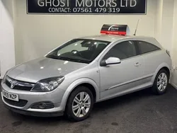 Silver Used 2009 Vauxhall Astra Design Edition Hatchback | £2,495 (Good price)