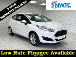 White Used 2016 Ford Fiesta Zetec Hatchback | £7,095 (Fair price)