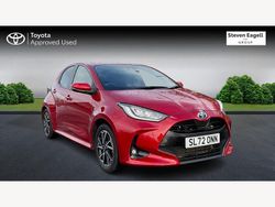 Red Used 2022 Toyota Yaris Hybrid Design Hatchback | £18,000 (Fair price)