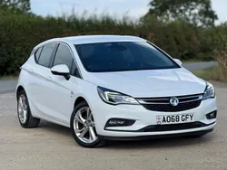 White Used 2018 Vauxhall Astra SRi Hatchback | £6,750 (Good price)