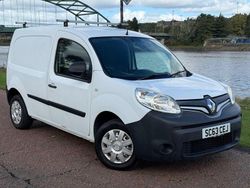 White Used 2013 Renault Kangoo MPV | £3,500 (Fair price)