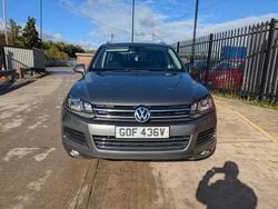 Grey Used 2010 VW Touareg SE SUV | £5,700 (Expensive)