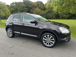 Black Used 2010 Nissan Qashqai Tekna SUV | £2,395 (Super price)