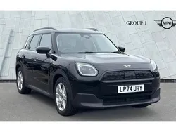 Midnight black ii Used 2025 Mini Countryman Classic SUV | £31,950 (Fair price)
