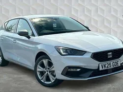 White New 2025 Seat Leon FR Hatchback | £27,293