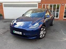 Blue Used 2022 Tesla Model Y Long Range AWD SUV | £20,925 (Fair price)