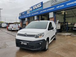White Used 2021 Citroën Berlingo | £8,461 (Good price)