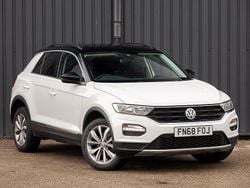 White Used 2018 VW T-Roc Design SUV | £13,498 (Expensive)