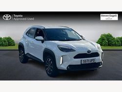 White Used 2021 Toyota Yaris Hybrid Design Hatchback | £19,318 (Expensive)