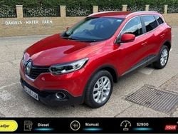 Red Used 2016 Renault Kadjar Dynamique SUV | £8,100 (Fair price)