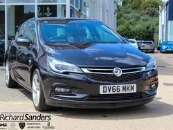 Black Used 2016 Vauxhall Astra SRi Hatchback | £4,795 (Fair price)